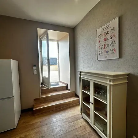 Casa de Férias Maison Confortable à Saint-pierre-du-mont Avec Jardin Saint-Pierre-du-Mont (Calvados)