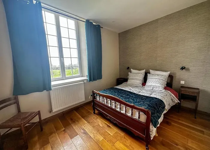 Maison Confortable A Saint-pierre-du-mont Avec Jardin Ferienhaus *