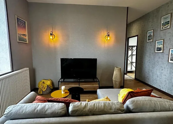 Maison Confortable A Saint-pierre-du-mont Avec Jardin *