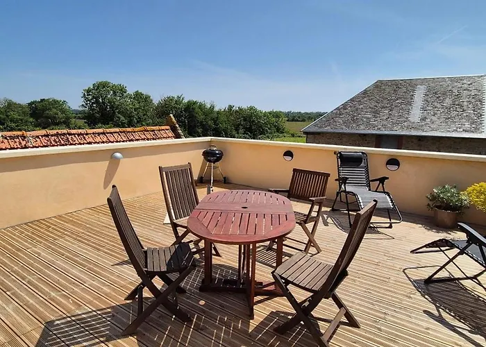 Ferienhaus Maison Confortable A Saint-pierre-du-mont Avec Jardin *