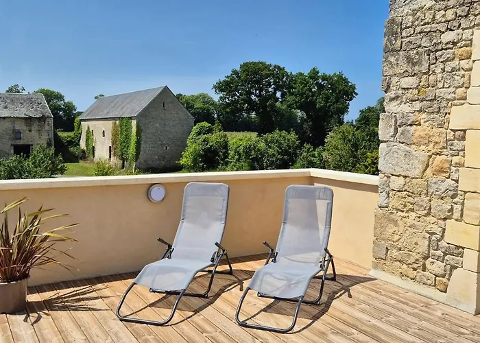 Maison Confortable A Saint-pierre-du-mont Avec Jardin Ferienhaus